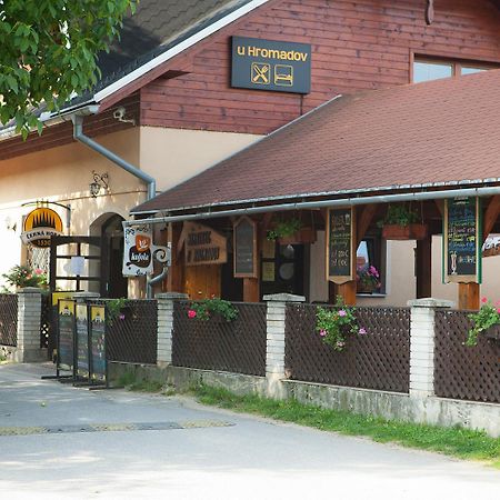 Hostinec U Hromadov - Ubytovanie V Sukromi Rajecka Lesna Bagian luar foto